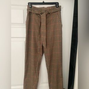 Abercrombie and Fitch Skinny Paperbag Pants (Fall 2019-2020 collection)
